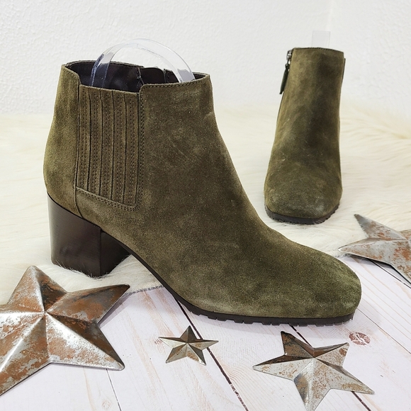 Aquatalia Charlotte waterproof suede ankle boots olive green moss size 7